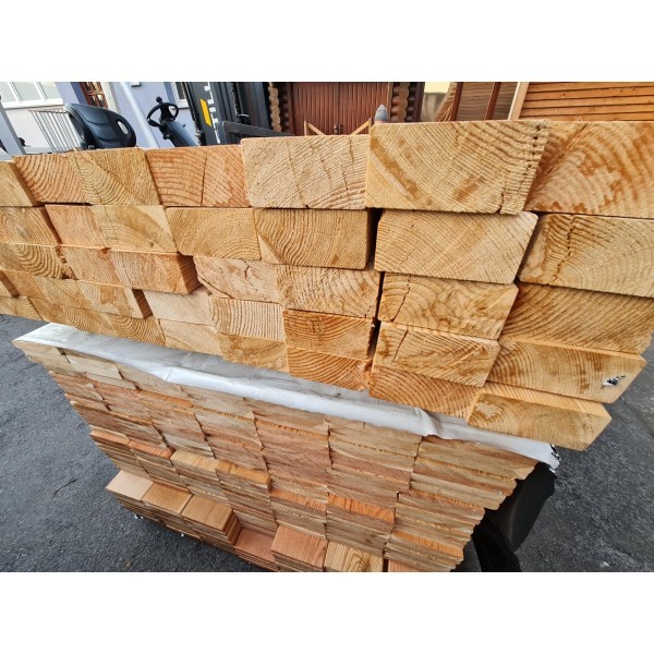 A/B-Sortierung / Kantholz 45x95mm Sibirische Lärche
